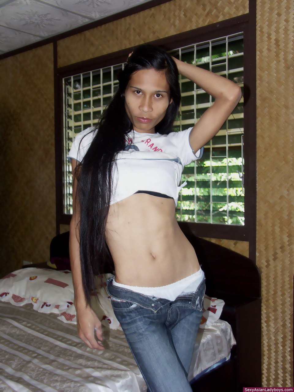 960px x 1280px - Very skinny Thai ladyboy stripping for us